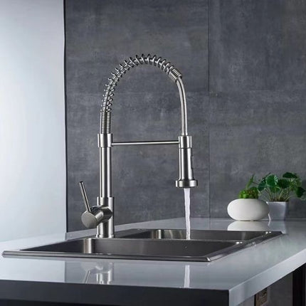 Premium Kitchen Faucet – 360° Swivel, Single Lever, Pull-Out Spray
