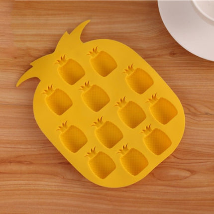 5 PCS Pineapple Creative Silicone Ice Tray Ice Maker Ice Mold, Random Color Delivery - DealBuddy