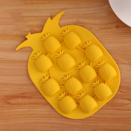5 PCS Pineapple Creative Silicone Ice Tray Ice Maker Ice Mold, Random Color Delivery - DealBuddy