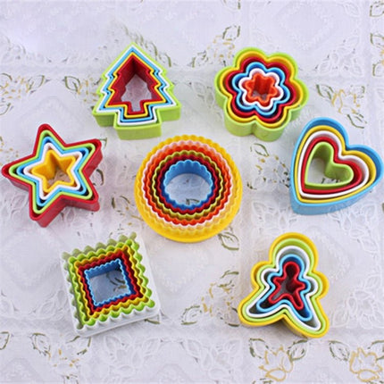 5pcs / Set Cookies Plastic Cake Mould Biscuit Plunger Forms DIY Baking Tools - DealBuddy