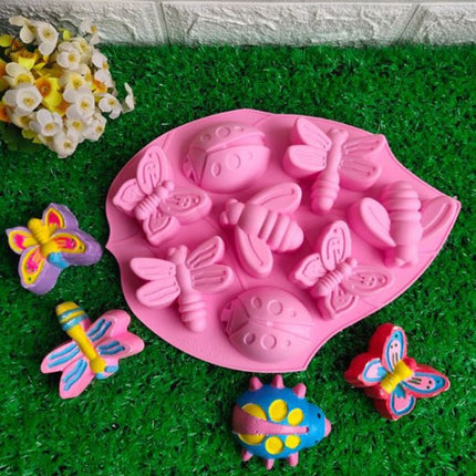 8 - in - 1 Insect Butterfly Dragonfly Beetle Shaped Silica Cake Mold - DealBuddy