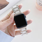 7 41mm / 6 & SE & 5 & 4 40mm / 3 & 2 & 1 38mm / Silver+White