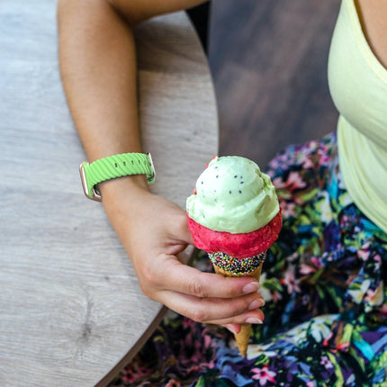 Solid color Twist Silicone Replacement Strap Watchband For Apple Watch Series - DealBuddy