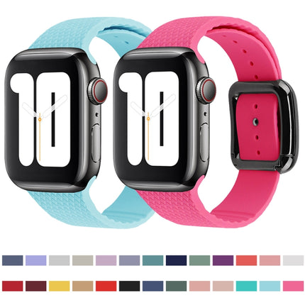 Black Buckle Silicone Watchband For Apple Watch Series, 7 45mm / 6&SE&5&4 44mm / 3&2&1 42mm - DealBuddy