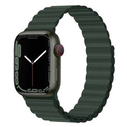 Silicone Magnet Watch Band For Apple Watch Series, 7 45mm / 6&SE&5&4 44mm / 3&2&1 42mm, 7 41mm / 6&SE&5&4 40mm / 3&2&1 38mm - DealBuddy