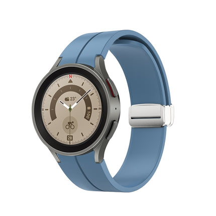 Folding Silver Buckle Silicone Watch Band, For Samsung Galaxy Watch5 40&44mm / Pro 45mm - DealBuddy