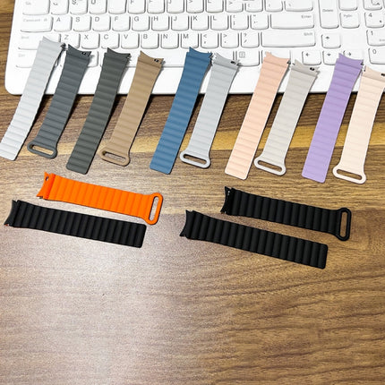 For Samsung Galaxy Watch5 Silicone Magnetic Watch Band, 20mm, 22mm - DealBuddy