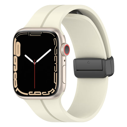 Solid Color Silicone Watch Band, For Apple Watch Ultra 49mm / Series 8&7 45mm / SE 2&6&SE&5&4 44mm, For Apple Watch Series 8&7 41mm / SE 2&6&SE&5&4 40mm / 3&2&1 38mm