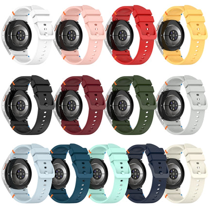 Official Solid Color Stitched Silicone Watch Band, For Samsung Galaxy Watch 7 40 / 44mm - DealBuddy