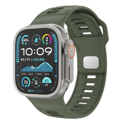 Checkered Reverse Buckle Silicone Watch Band, For Apple Watch 46mm / 49mm / 45mm / 44mm - DealBuddy