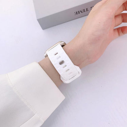 Buckle Concave Leopard Silicone Watch Band, For Apple Watch 46mm / 49mm / 45mm / 44mm, For Apple Watch 42mm / 41mm / 40mm / 38mm - DealBuddy