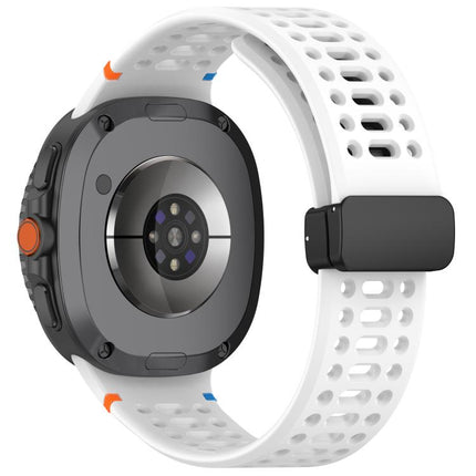 xDfind Magnetic Black Buckle Silicone Watch Band - DealBuddy