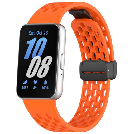 xDfind Hole Style Magnetic Black Buckle Silicone Watch Band