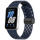xDfind Hole Style Magnetic Black Buckle Silicone Watch Band