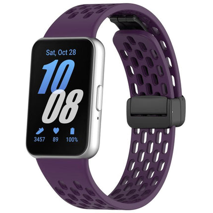 xDfind Hole Style Magnetic Black Buckle Silicone Watch Band