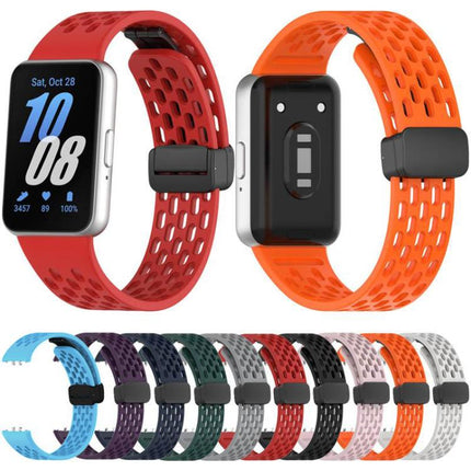 xDfind Hole Style Magnetic Black Buckle Silicone Watch Band