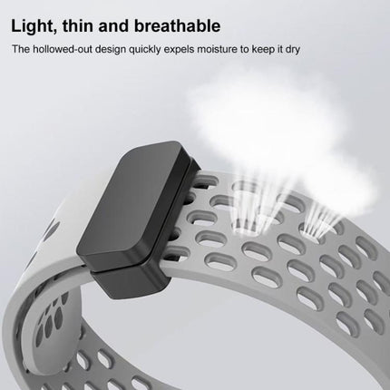 xDfind Magnetic Clasp Silicone Watch Band - DealBuddy