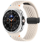 xDfind Magnetic Black Buckle Honeycomb Breathable Silicone Watch Band - DealBuddy