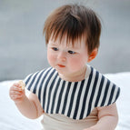 Round Black White Vertical