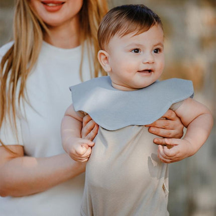 Benzdeer Petal Shape Bib Infants Saliva Towel