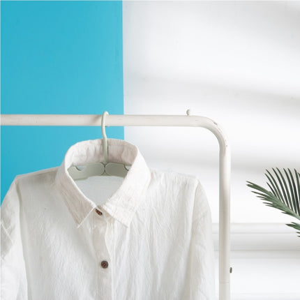 Foldable Clothes Hanger Drying Rack with 4 Hidden Clips for Home / Travel, Random Color Delivery