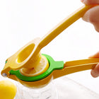 Aluminum Alloy Manual Dual Layers Lemon Juicer, Random Color Delivery