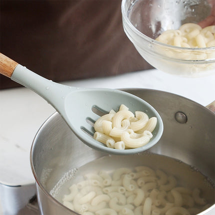 13 in 1 Silicone Wood Handle Heat-resistant Cooking Cutlery Sets Kitchen Tools with Small Container