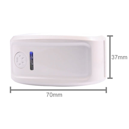 KH-909 Universal IPX6 Waterproof GPS Tracker for Pet / Kid / the Aged, KH-909 White + Black, KH-909 White + Blue - DealBuddy
