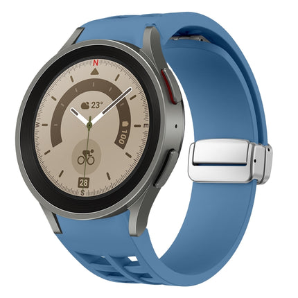 Richard Magnetic Folding Silver Buckle Silicone Watch Band, For Sansung Galaxy Watch 5 Pro 45mm, For Samsung Galaxy Watch 7 40 / 44mm, For Samsung Galaxy Watch 6 Classic 43 / 47mm - DealBuddy