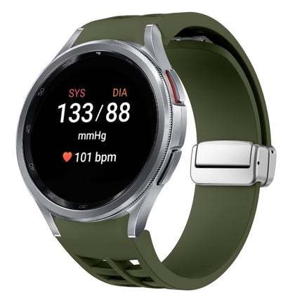 Richard Magnetic Folding Silver Buckle Silicone Watch Band, For Sansung Galaxy Watch 5 Pro 45mm, For Samsung Galaxy Watch 7 40 / 44mm, For Samsung Galaxy Watch 6 Classic 43 / 47mm - DealBuddy