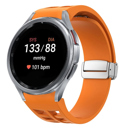 Richard Magnetic Folding Silver Buckle Silicone Watch Band, For Sansung Galaxy Watch 5 Pro 45mm, For Samsung Galaxy Watch 7 40 / 44mm, For Samsung Galaxy Watch 6 Classic 43 / 47mm - DealBuddy