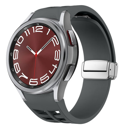 Richard Magnetic Folding Silver Buckle Silicone Watch Band, For Sansung Galaxy Watch 5 Pro 45mm, For Samsung Galaxy Watch 7 40 / 44mm, For Samsung Galaxy Watch 6 Classic 43 / 47mm - DealBuddy