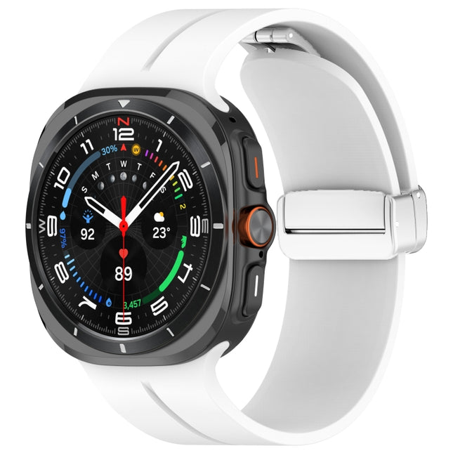 For Samsung Galaxy Watch Ultra 47mm / Ultra 2025 Groove Magnetic Folding Silver Buckle Silicone Watch Band - DealBuddy