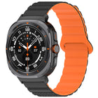 For Samsung Galaxy Watch Ultra 47mm Spot Pattern Two Color Magnetic Silicone Watch Band - DealBuddy