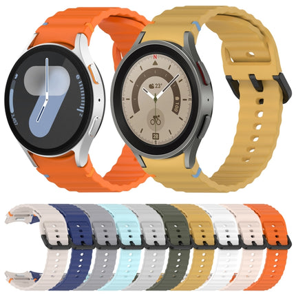 Wavy Grain Stitched Black Buckle Silicone Watch Band