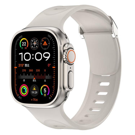 Explorer Silicone Watch Band, For Apple Watch 46mm / 49mm / 45mm / 44mm - DealBuddy