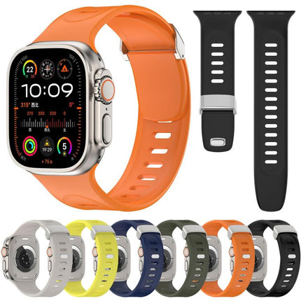 Explorer Silicone Watch Band, For Apple Watch 46mm / 49mm / 45mm / 44mm - DealBuddy