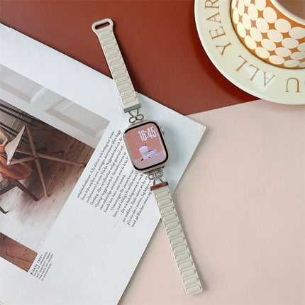 Bow Small Waist Magnetic Silicone Watch Band, For Apple Watch 46mm / 49mm / 45mm / 44mm, For Apple Watch 42mm / 41mm / 40mm / 38mm - DealBuddy