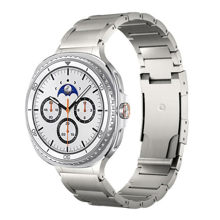 Integrated Three Beads Tortoise Buckle Metal Watch Band