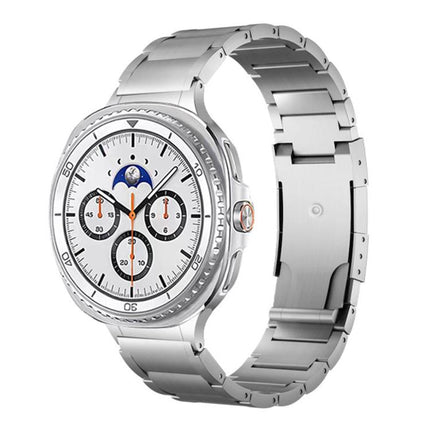 Integrated Three Beads Tortoise Buckle Metal Watch Band