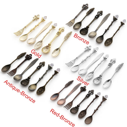 6pcs / Set Vintage Mini Coffee Spoons Suit Royal Style Metal Carved Coffee Fruit Cutler Dessert Flatware Kitchen Tools