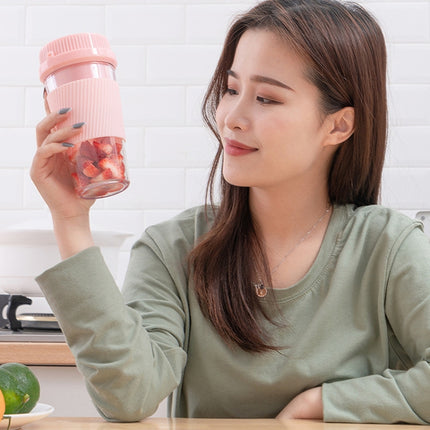 Portable USB Rechargeable Mini Household Electric Fruit Juicer