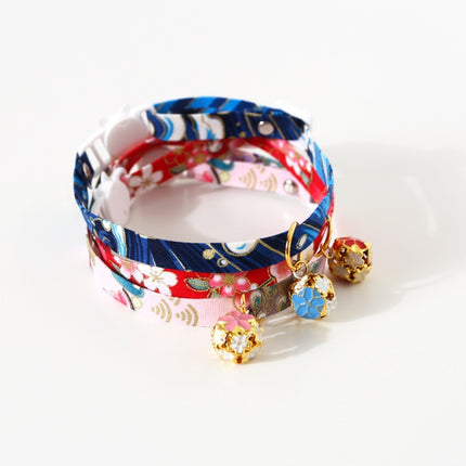 Adjustable Pet Flower Hollow Bell Collar Cat Dog Collar Accessories, S 17-32cm - DealBuddy