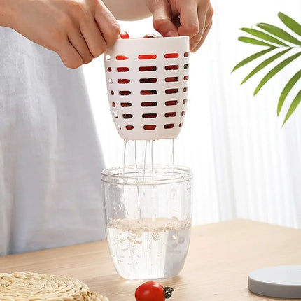600ml Fruit and Veggie Snack Cup with Lid and Fork Airtight Leak-proof Salad Box - DealBuddy