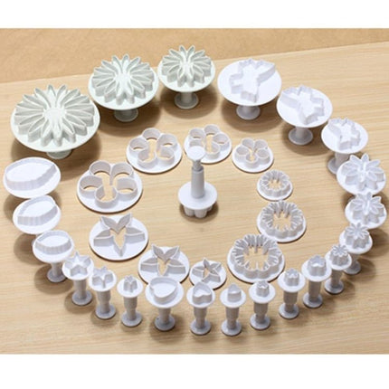 Cake Decorating Tools Fondant Plunger Cutters Biscuit Cake Mold Bakeware Accessories - DealBuddy