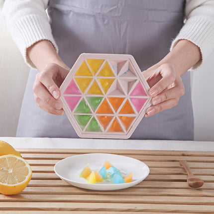 Home Creative DIY Ice Grid Mould Hexagonal Homemade Ice Mold With Tray Ice Cube Ice Cream Ice Box - DealBuddy