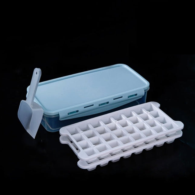 Household Silicone Ice Box With Lid Ice Cube Mold Refrigerator Ice Lattice Quick Freezer Random Color Delivery - DealBuddy