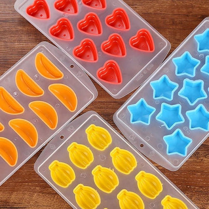 Love Shaped Silicon Ice Cube Tray / Ice Mold Random Color - DealBuddy