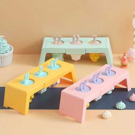 Silicone Cartoon Ice Cream Mold With Cover Easy Demoulding Home - Made Popsicle Mould, Random Color Delivery - DealBuddy